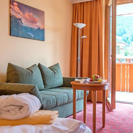 Vivea Gesundheitshotel Bad Goisern Buitenkant foto