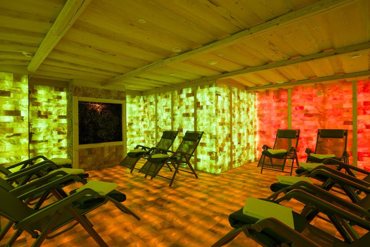 Vivea Gesundheitshotel Bad Goisern Buitenkant foto