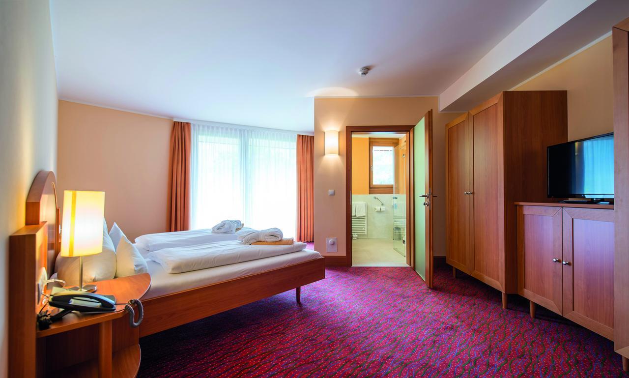 Vivea Gesundheitshotel Bad Goisern Buitenkant foto